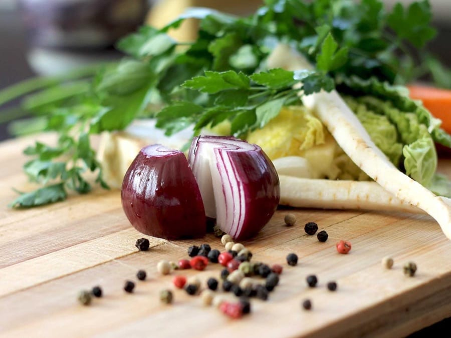 Red Onion, Parsley & Spices